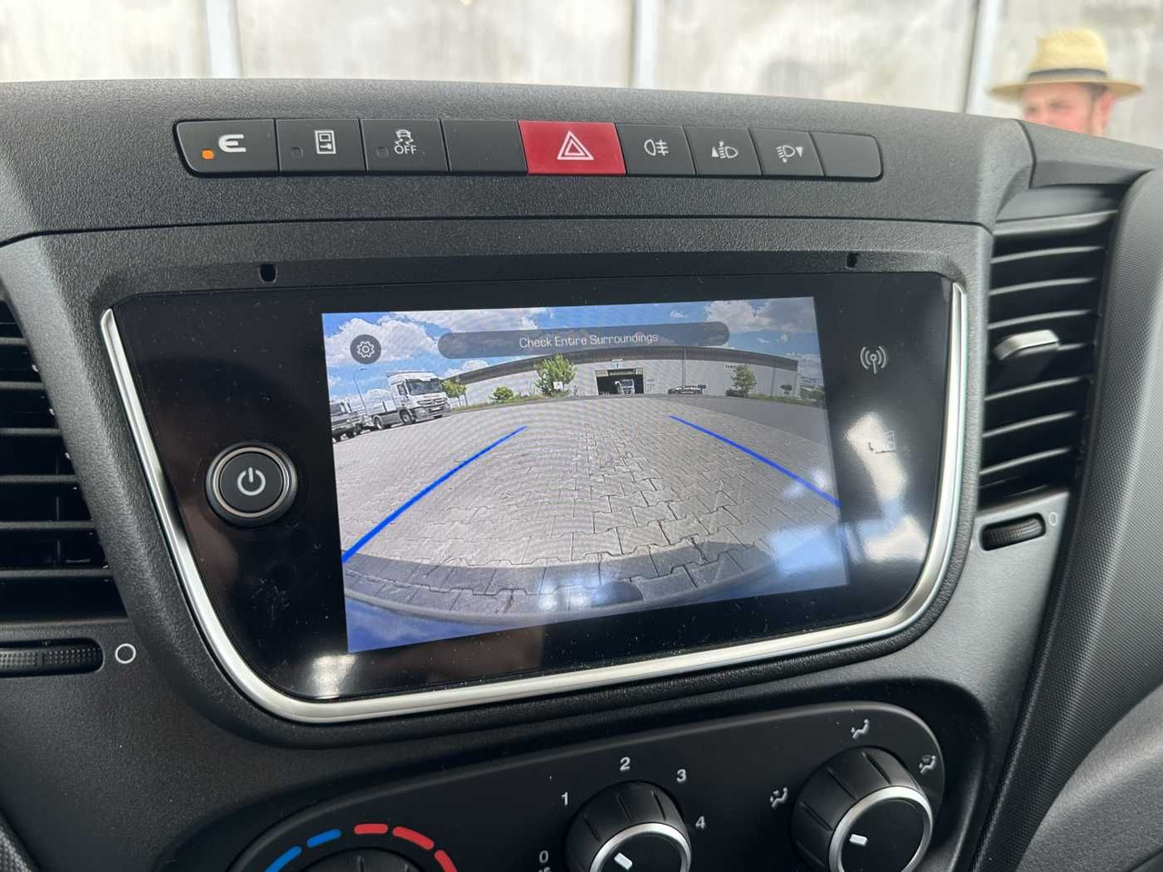 شاحنة توصيل مفتوحة Iveco Daily 35S16 H 3.0L *R3.750mm*AHK*Automatik* 2x: صورة 13