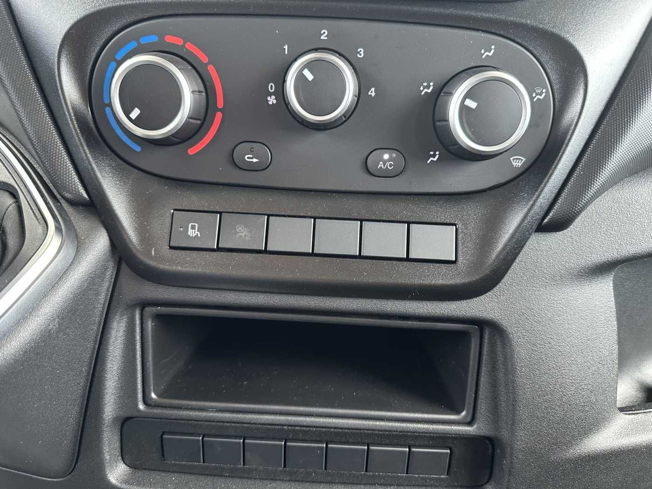 شاحنة توصيل مفتوحة Iveco Daily 35S16 H 3.0L *R3.750mm*AHK*Automatik* 2x: صورة 14