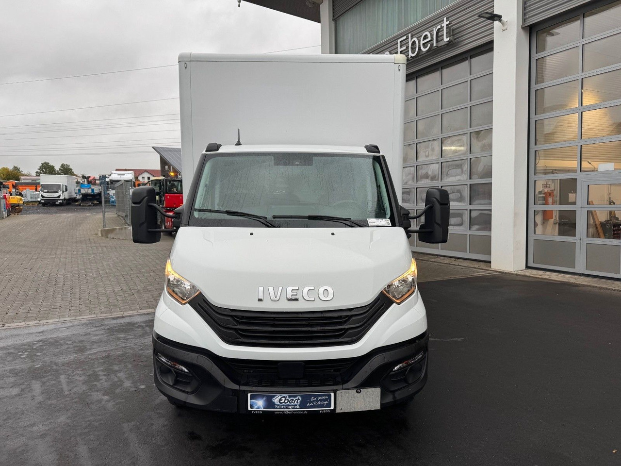 Iveco Daily 70C18 A8 *Koffer*LBW*Automatik* - شاحنة بصندوق مغلق: صورة 3 Iveco Daily 70C18 A8 *Koffer*LBW*Automatik* - شاحنة بصندوق مغلق: صورة 3