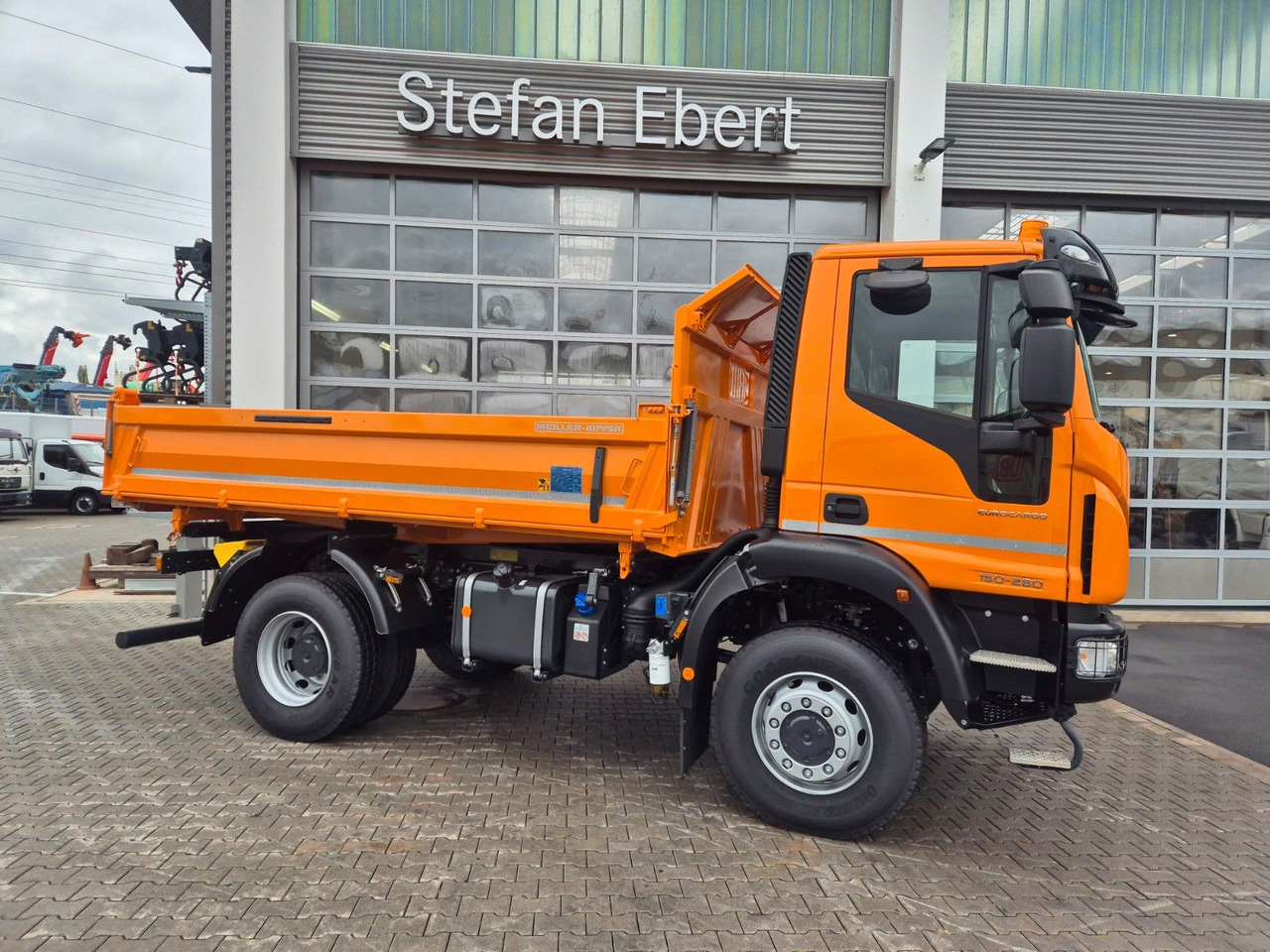 Iveco ML150E28W 4x4 Meiller Dreiseitenkipper 2xAHK - شاحنة قلاب: صورة 5 Iveco ML150E28W 4x4 Meiller Dreiseitenkipper 2xAHK - شاحنة قلاب: صورة 5