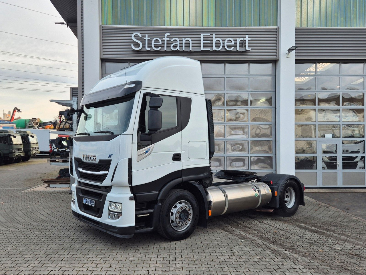 Iveco Stralis 460NP LNG 4x2 3 Stück - رأس تريلا: صورة 3 Iveco Stralis 460NP LNG 4x2 3 Stück - رأس تريلا: صورة 3