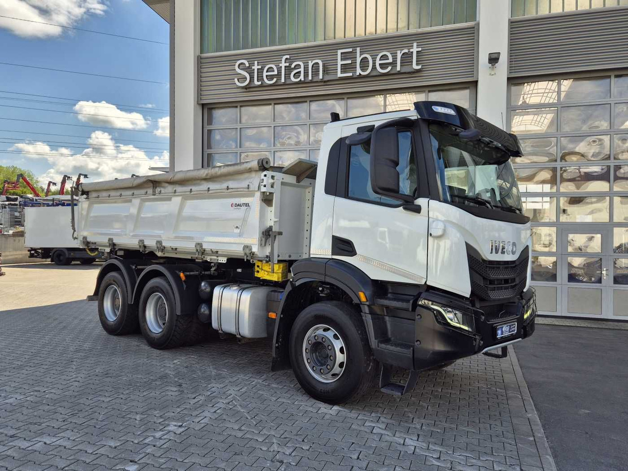 Iveco X-Way AD300X48Z HR 6x4 Intarder Bordmatic Kamera - شاحنة قلاب: صورة 3 Iveco X-Way AD300X48Z HR 6x4 Intarder Bordmatic Kamera - شاحنة قلاب: صورة 3