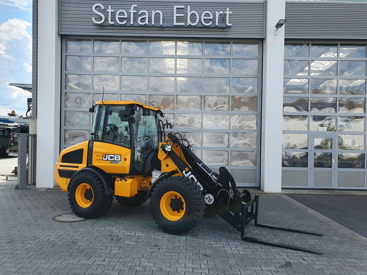 JCB 407 SV / Neufahrzeug / Gabel - اللودر بعجل: صورة 1 JCB 407 SV / Neufahrzeug / Gabel - اللودر بعجل: صورة 1
