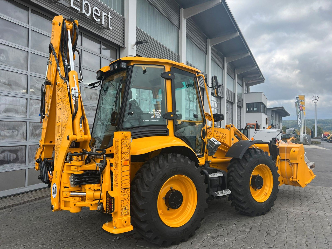 JCB 4CX / Klappschaufel / Dual Drive / Sonderedition - لودر ذو محراث خلفي/ باكهو: صورة 3 JCB 4CX / Klappschaufel / Dual Drive / Sonderedition - لودر ذو محراث خلفي/ باكهو: صورة 3