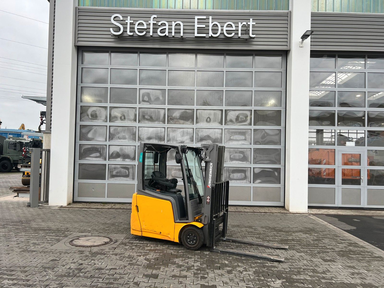 Jungheinrich EFG 215 / Triplex 4.25m / 1.851h / Batterie 2023 - رافعة شوكية كهربائية: صورة 1 Jungheinrich EFG 215 / Triplex 4.25m / 1.851h / Batterie 2023 - رافعة شوكية كهربائية: صورة 1