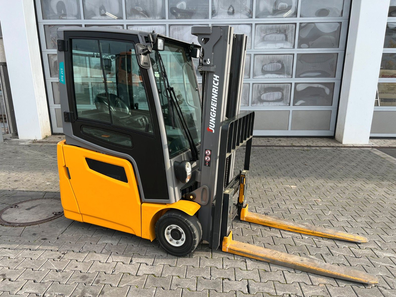 Jungheinrich EFG 215 / Triplex: 4.25m! / SS / 4.029h - رافعة شوكية كهربائية: صورة 2 Jungheinrich EFG 215 / Triplex: 4.25m! / SS / 4.029h - رافعة شوكية كهربائية: صورة 2