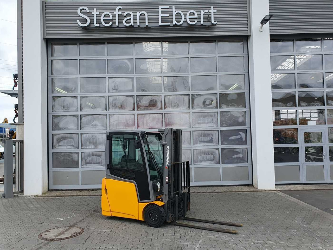 Jungheinrich EFG 215 / Triplex: 4.25m! / SS / 4.297h! - رافعة شوكية كهربائية: صورة 1 Jungheinrich EFG 215 / Triplex: 4.25m! / SS / 4.297h! - رافعة شوكية كهربائية: صورة 1