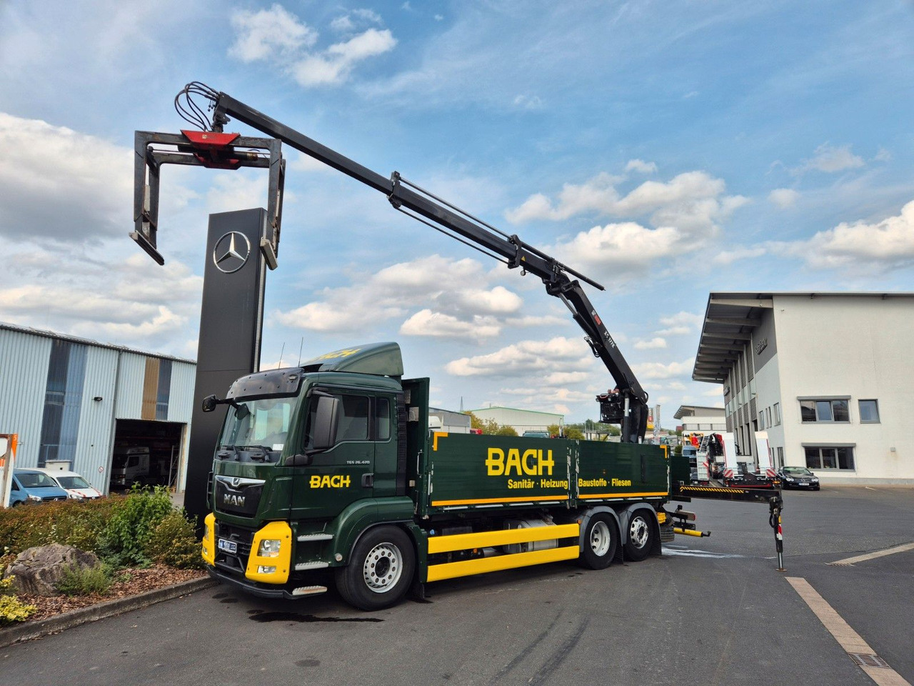 MAN TGS 26.420 6x2-4 LL Hiab 177K PRO 2 Stück - شاحنة كرين: صورة 1 MAN TGS 26.420 6x2-4 LL Hiab 177K PRO 2 Stück - شاحنة كرين: صورة 1