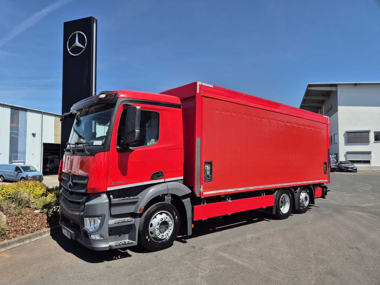 Mercedes-Benz Antos 2540 LnR 6x2 LBW Schiebeplanen AHK - شاحنة مشروبات: صورة 2 Mercedes-Benz Antos 2540 LnR 6x2 LBW Schiebeplanen AHK - شاحنة مشروبات: صورة 2
