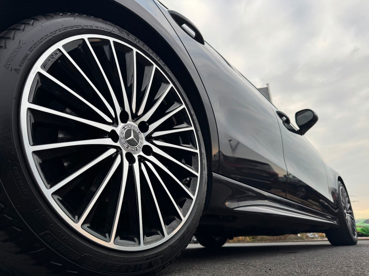 Mercedes-Benz C 220d T AMG Digital+AHK+Pano+Memory+360°+SKLIMA - سيارة ستيشن: صورة 5 Mercedes-Benz C 220d T AMG Digital+AHK+Pano+Memory+360°+SKLIMA - سيارة ستيشن: صورة 5