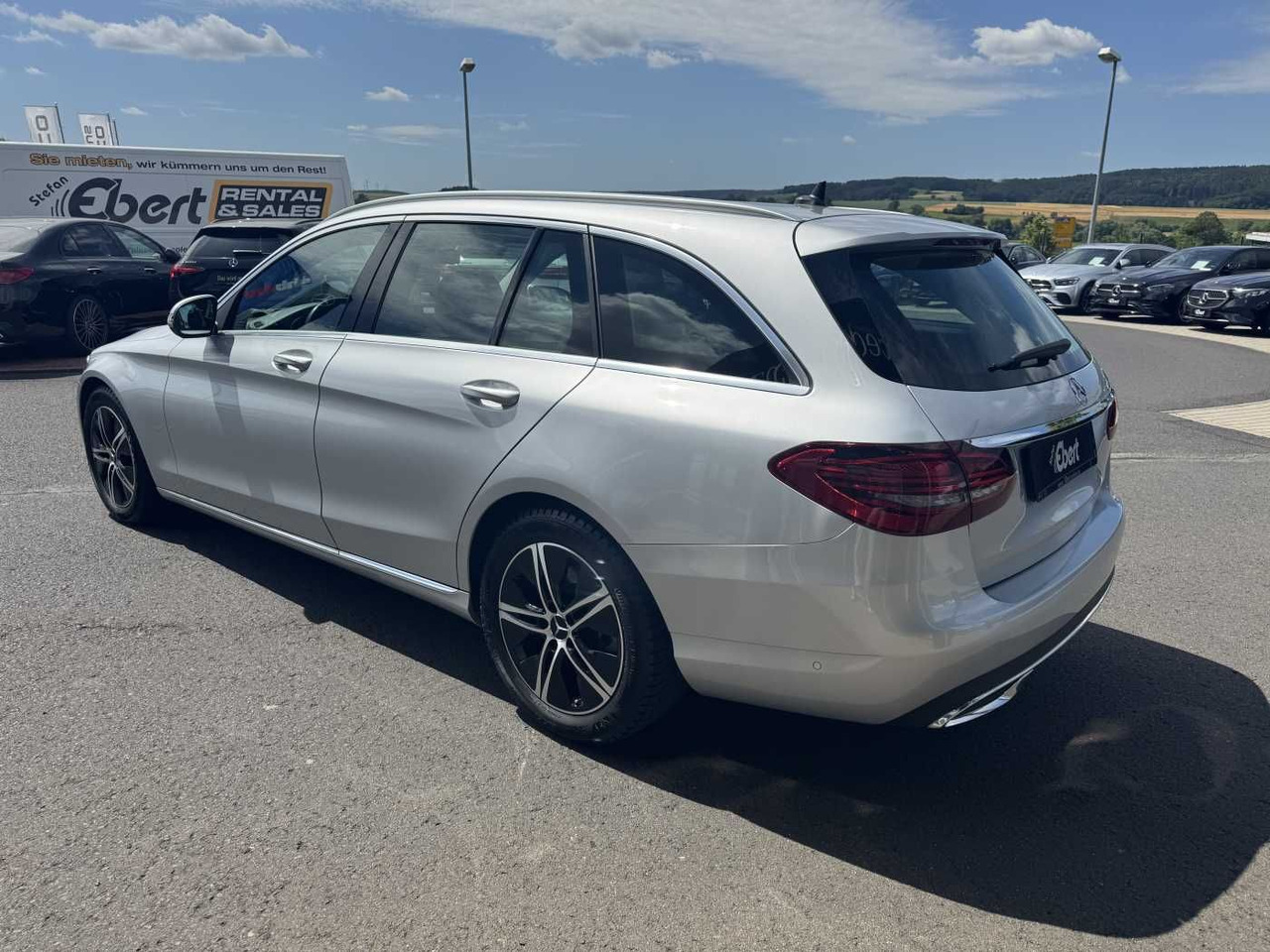 Mercedes-Benz C 220d T Avantgarde+RKamera+LED+TotW+SpurH - سيارة: صورة 3 Mercedes-Benz C 220d T Avantgarde+RKamera+LED+TotW+SpurH - سيارة: صورة 3