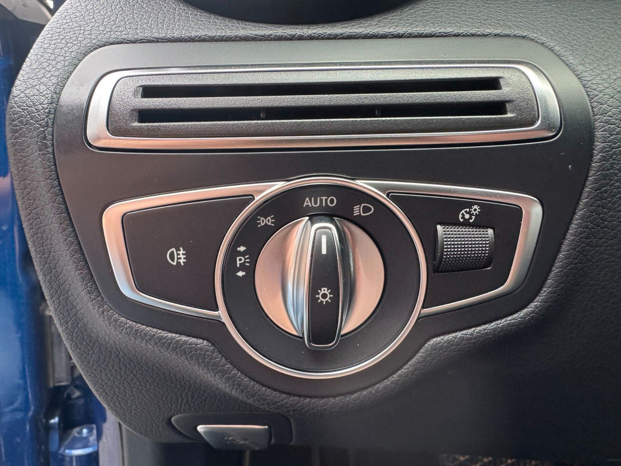 سيارة ستيشن Mercedes-Benz C 300 T Avantgarde+Ambiente+LED+IHC+SpiegelP: صورة 13