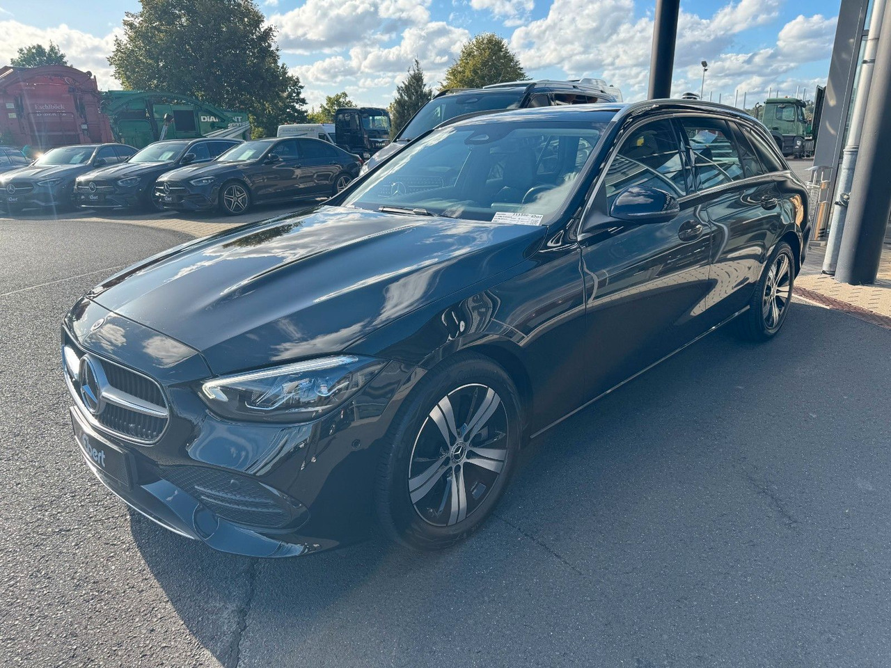 Mercedes-Benz C 300d T Avantgarde+RKamera+TotW+Ambiente - سيارة ستيشن: صورة 2 Mercedes-Benz C 300d T Avantgarde+RKamera+TotW+Ambiente - سيارة ستيشن: صورة 2