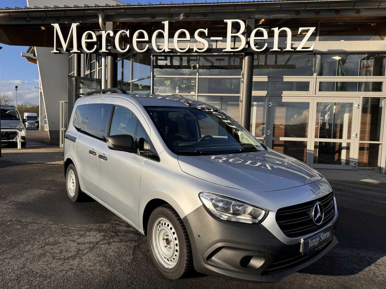Mercedes-Benz Citan 110 CDI Tourer Klima AHK Kamera MBUX Tempo - سيارة ستيشن: صورة 1 Mercedes-Benz Citan 110 CDI Tourer Klima AHK Kamera MBUX Tempo - سيارة ستيشن: صورة 1