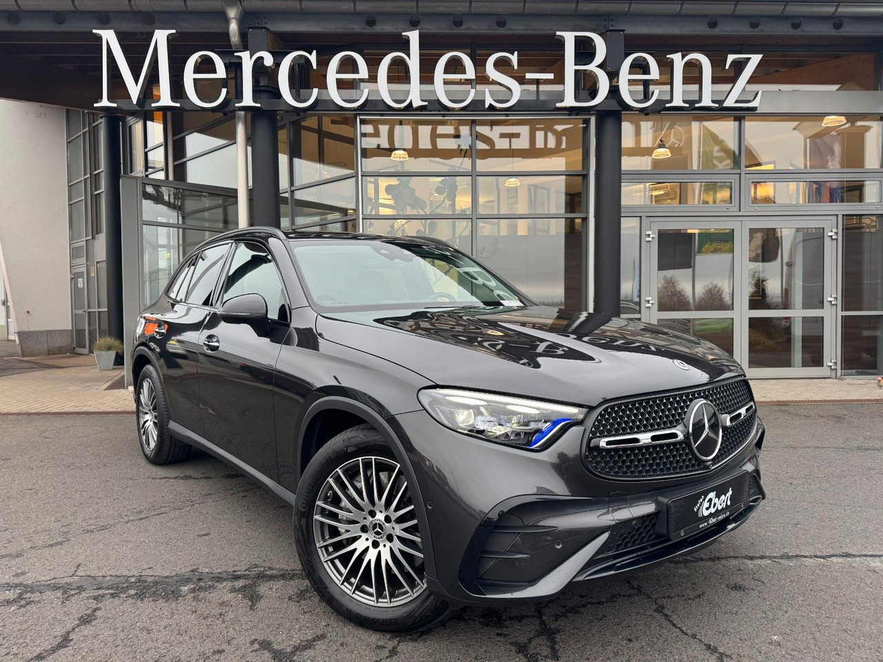 Mercedes-Benz GLC 220d 4M AMG+AHK+Burm+STH+360+Night - سيارة دفع رباعي: صورة 1 Mercedes-Benz GLC 220d 4M AMG+AHK+Burm+STH+360+Night - سيارة دفع رباعي: صورة 1