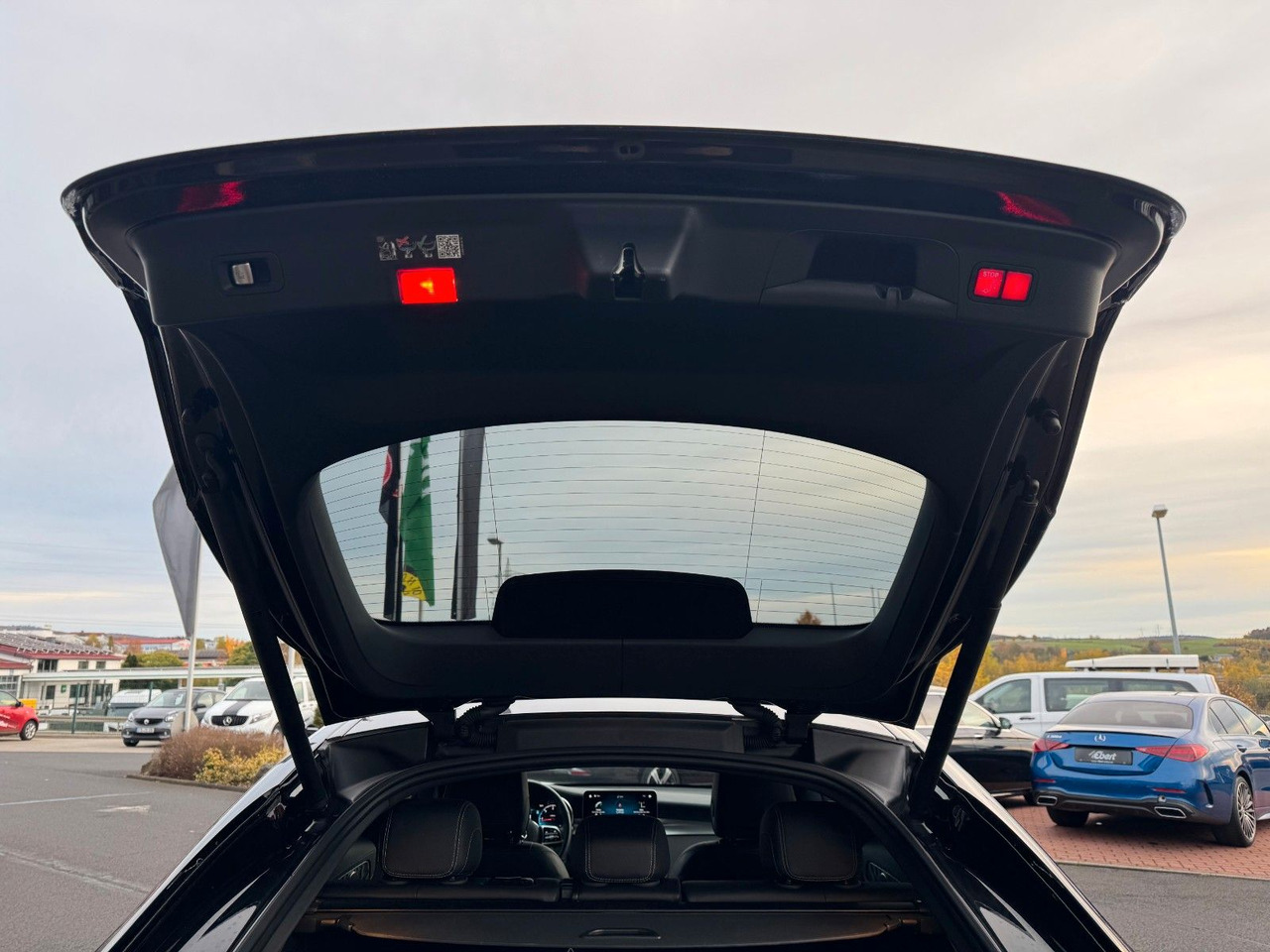 كوبيه Mercedes-Benz GLC 400d 4M Coupe+AMG+Massage+AHK+Memory: صورة 9 كوبيه Mercedes-Benz GLC 400d 4M Coupe+AMG+Massage+AHK+Memory: صورة 9