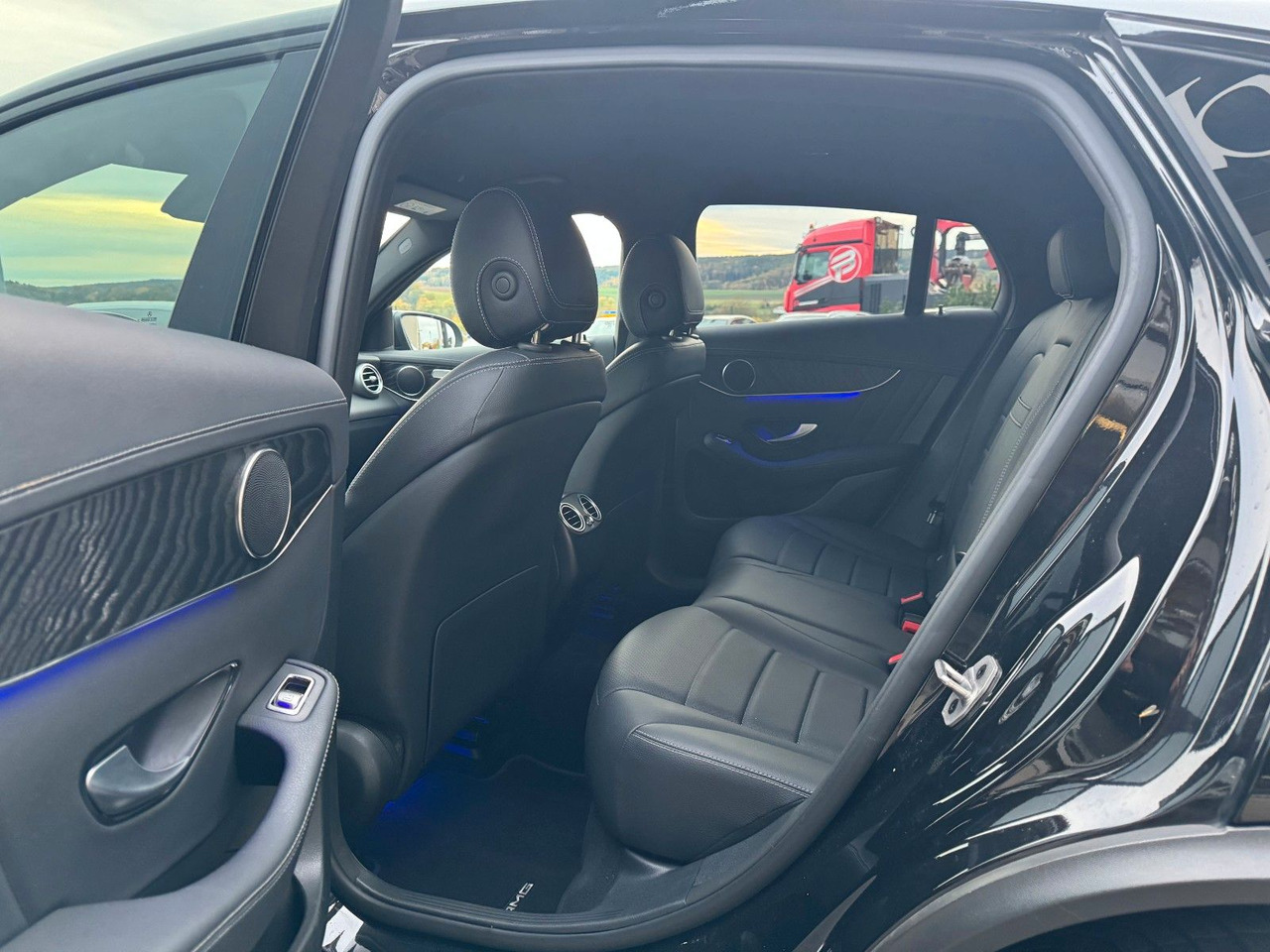 كوبيه Mercedes-Benz GLC 400d 4M Coupe+AMG+Massage+AHK+Memory: صورة 10 كوبيه Mercedes-Benz GLC 400d 4M Coupe+AMG+Massage+AHK+Memory: صورة 10