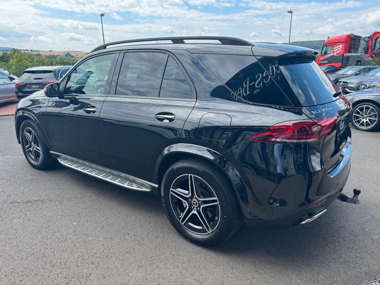 Mercedes-Benz GLE 350de 4M AMG+Pano+AHK+Burm+Distr++HUD+360+ - سيارة دفع رباعي: صورة 3 Mercedes-Benz GLE 350de 4M AMG+Pano+AHK+Burm+Distr++HUD+360+ - سيارة دفع رباعي: صورة 3