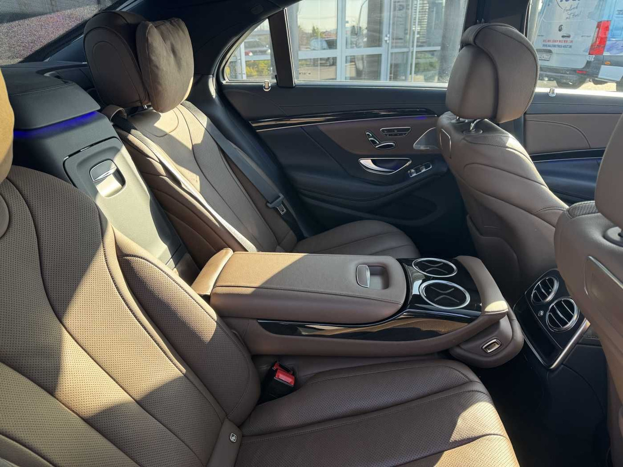 سيدان Mercedes-Benz S 400d 4M AMG+Pano+Burm+Distr+Massage+ HUD: صورة 7