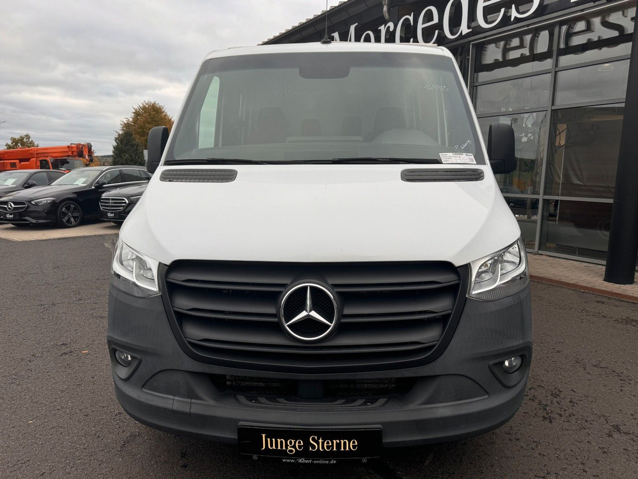 Mercedes-Benz Sprinter 215 CDI DoKa 9G Klima AHK SHZ - شاحنة توصيل مفتوحة, الشاحنات الصغيرة كابينة مزدوجة: صورة 2 Mercedes-Benz Sprinter 215 CDI DoKa 9G Klima AHK SHZ - شاحنة توصيل مفتوحة, الشاحنات الصغيرة كابينة مزدوجة: صورة 2