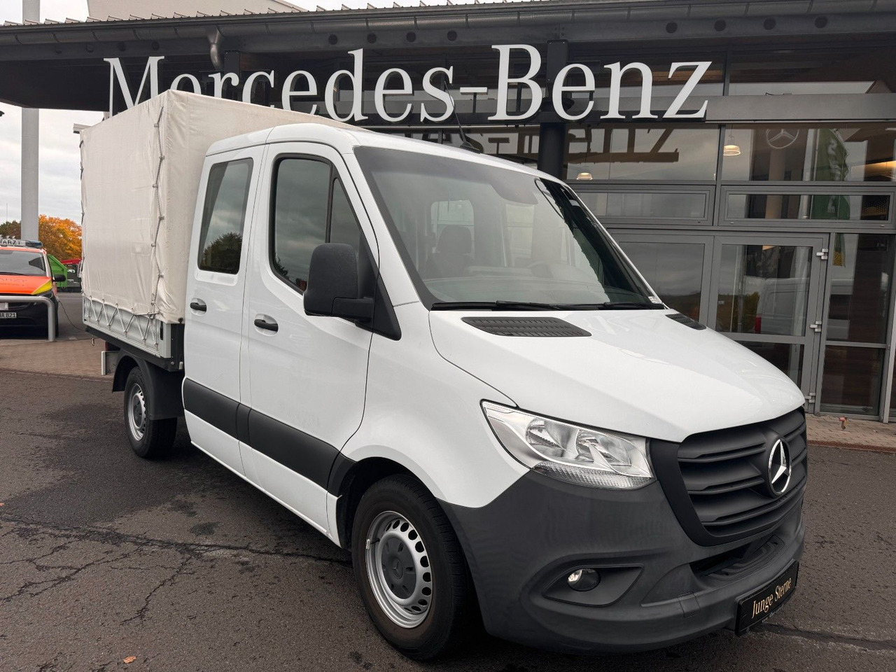 Mercedes-Benz Sprinter 215 CDI DoKa 9G Klima AHK SHZ - شاحنة توصيل مفتوحة, الشاحنات الصغيرة كابينة مزدوجة: صورة 1 Mercedes-Benz Sprinter 215 CDI DoKa 9G Klima AHK SHZ - شاحنة توصيل مفتوحة, الشاحنات الصغيرة كابينة مزدوجة: صورة 1