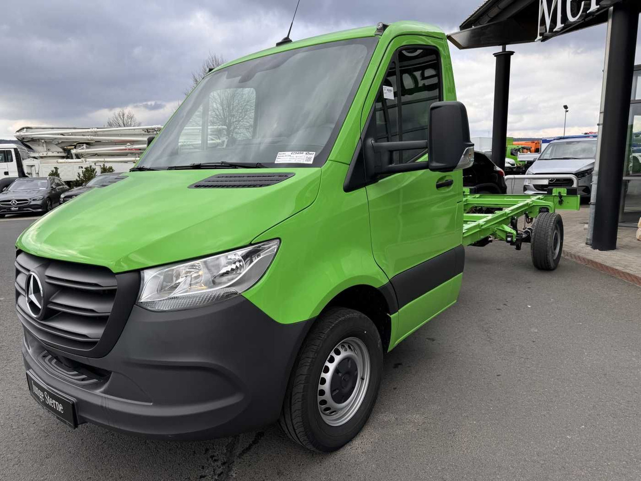 Mercedes-Benz Sprinter 317 CDI Fahrgestell 4325 Klima MBUX - شاحنة توصيل مغلقة: صورة 3 Mercedes-Benz Sprinter 317 CDI Fahrgestell 4325 Klima MBUX - شاحنة توصيل مغلقة: صورة 3