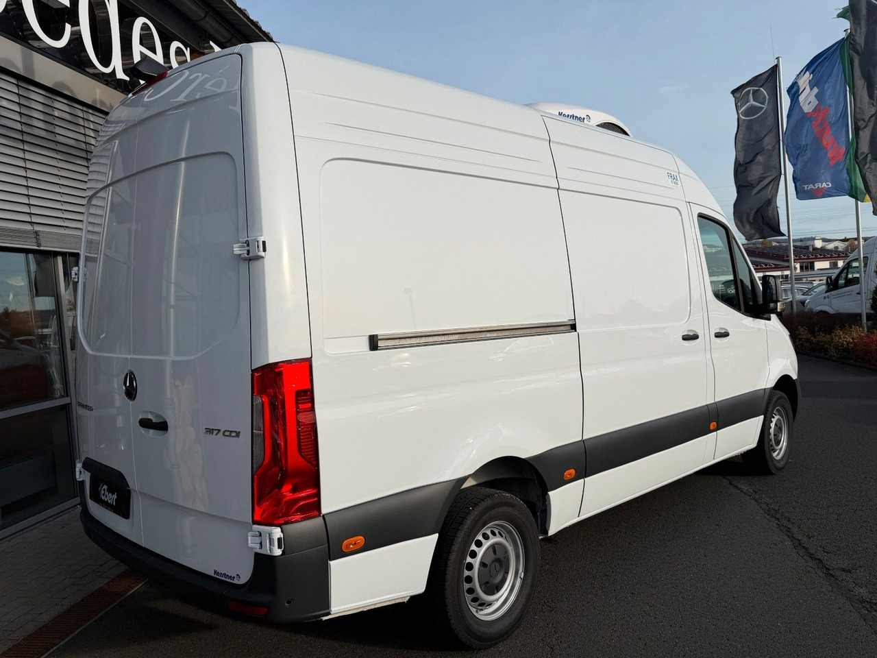 Mercedes-Benz Sprinter 317 CDI Frischdienst Fahr-/Standkühlung - شاحنة توصيل مبردة: صورة 4 Mercedes-Benz Sprinter 317 CDI Frischdienst Fahr-/Standkühlung - شاحنة توصيل مبردة: صورة 4