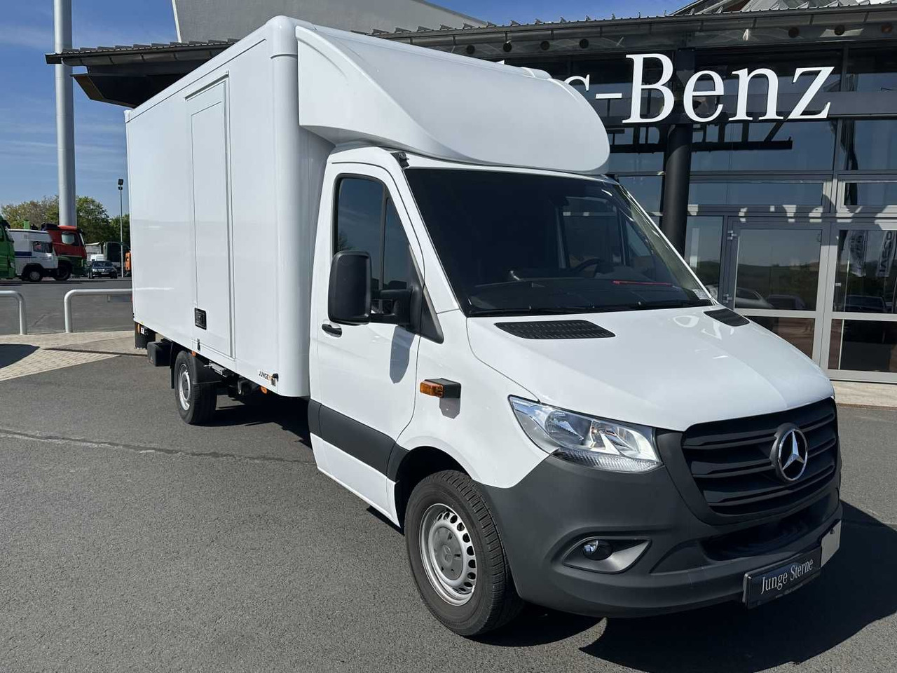 Mercedes-Benz Sprinter 317 CDI Koffer LBW Schwing Klima Kamera - شاحنة بصندوق مغلق: صورة 1 Mercedes-Benz Sprinter 317 CDI Koffer LBW Schwing Klima Kamera - شاحنة بصندوق مغلق: صورة 1