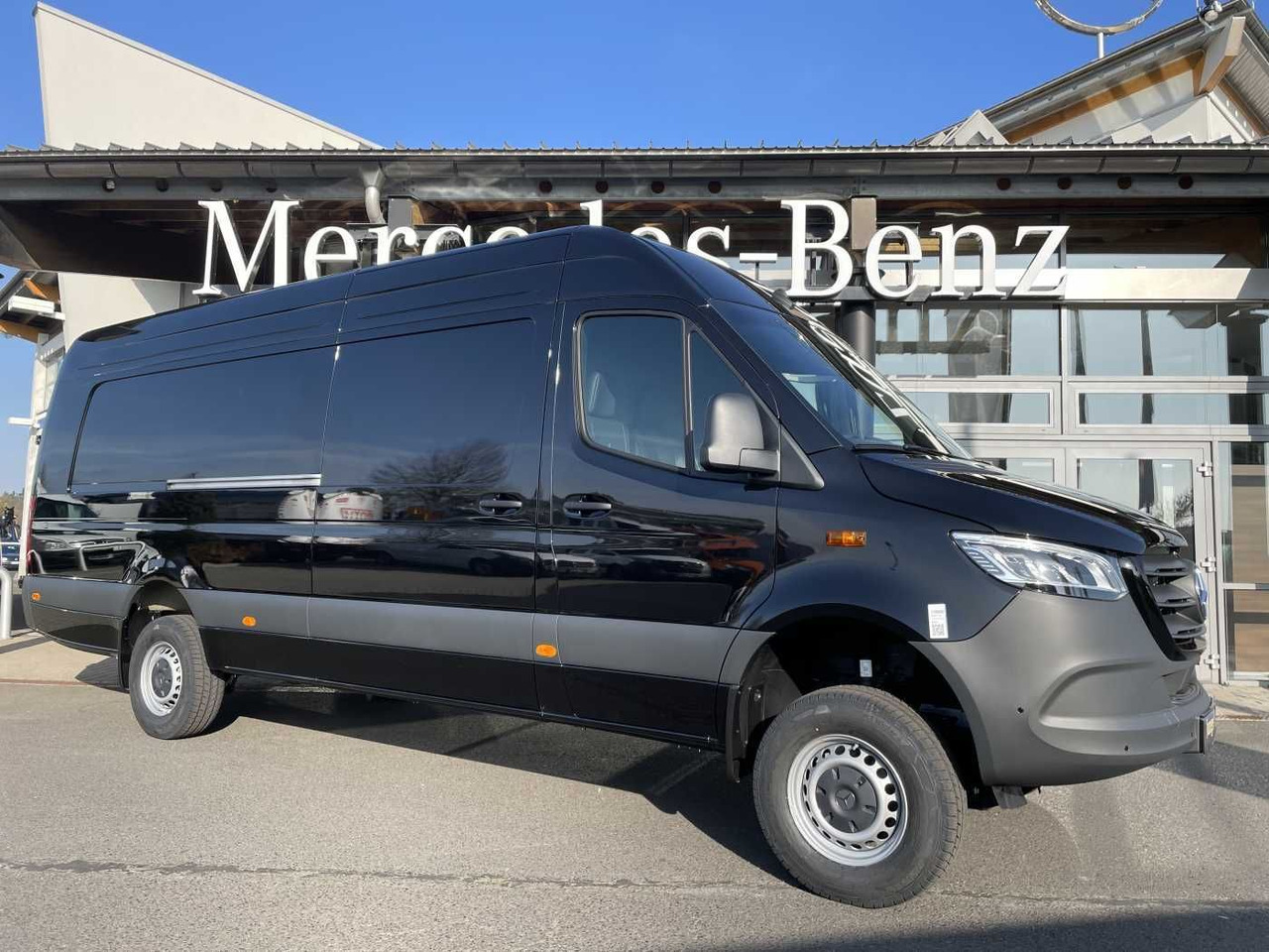 Mercedes-Benz Sprinter 319 CDI 4x4 Extralang Klima 360 Kamera - فان: صورة 1 Mercedes-Benz Sprinter 319 CDI 4x4 Extralang Klima 360 Kamera - فان: صورة 1