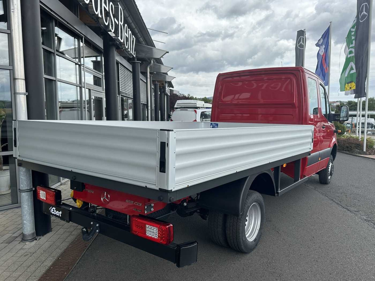 Mercedes-Benz Sprinter 519 CDI 4x4 4325 DoKa AHK Klima Kamera - شاحنة مغلقة بستائر جانبية, الشاحنات الصغيرة كابينة مزدوجة: صورة 4 Mercedes-Benz Sprinter 519 CDI 4x4 4325 DoKa AHK Klima Kamera - شاحنة مغلقة بستائر جانبية, الشاحنات الصغيرة كابينة مزدوجة: صورة 4