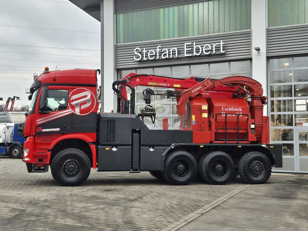 Mercedes-Benz TUROX 8x8 Eschlböck Biber 92 Holzhacker / 1.512h - شاحنة: صورة 2 Mercedes-Benz TUROX 8x8 Eschlböck Biber 92 Holzhacker / 1.512h - شاحنة: صورة 2
