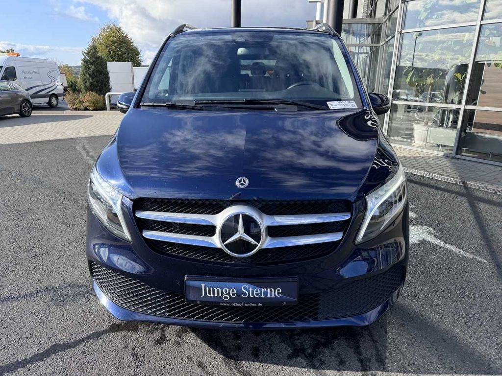 Mercedes-Benz V 300 d EDITION 7Sitze MBUX LED Kamera - سيارة: صورة 2 Mercedes-Benz V 300 d EDITION 7Sitze MBUX LED Kamera - سيارة: صورة 2