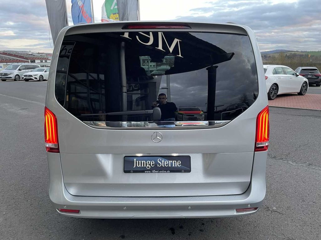 Mercedes-Benz V 300 d EXCLUSIVE ED AMG Panorama AHK2,5 DISTRON - حافلة صغيرة, ميكروباص: صورة 4 Mercedes-Benz V 300 d EXCLUSIVE ED AMG Panorama AHK2,5 DISTRON - حافلة صغيرة, ميكروباص: صورة 4