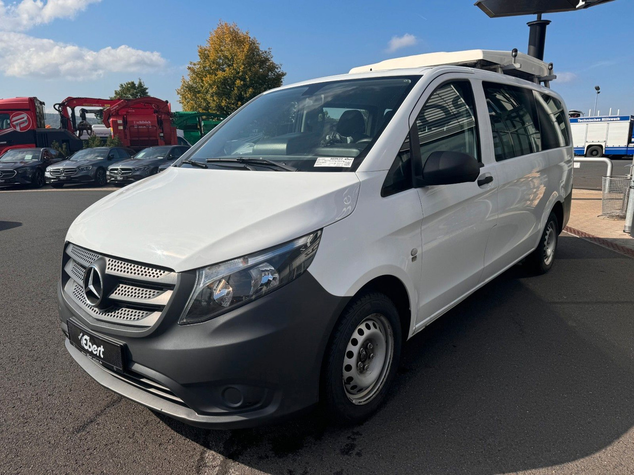 Mercedes-Benz Vito 111 CDI Tourer Begleitfahrzeug BF3+ / WVZ - ميكروباص: صورة 3 Mercedes-Benz Vito 111 CDI Tourer Begleitfahrzeug BF3+ / WVZ - ميكروباص: صورة 3