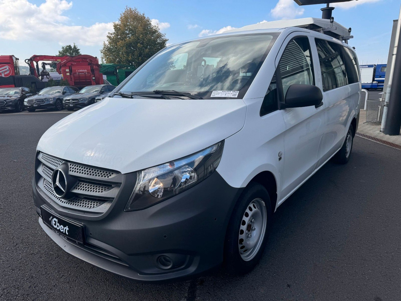 Mercedes-Benz Vito 114 CDI Tourer Begleitfahrzeug BF3+ / WVZ - فان: صورة 3 Mercedes-Benz Vito 114 CDI Tourer Begleitfahrzeug BF3+ / WVZ - فان: صورة 3
