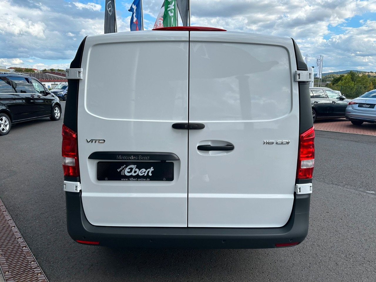 Mercedes-Benz Vito 116 CDI Klima Kamera Audio40 SHZ - فان المدمجة: صورة 5 Mercedes-Benz Vito 116 CDI Klima Kamera Audio40 SHZ - فان المدمجة: صورة 5