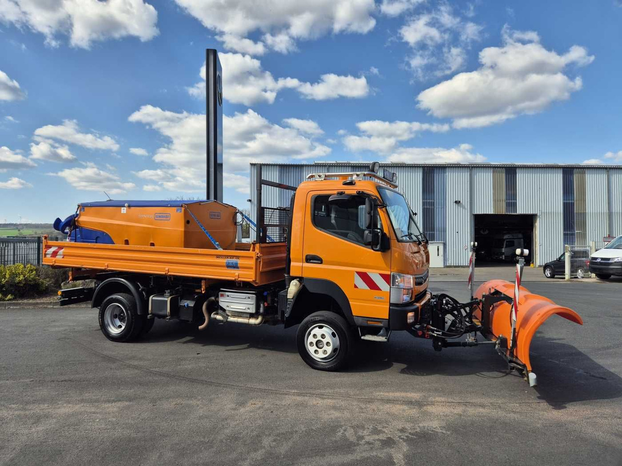 Mitsubishi Canter 6C18 4x4 Kipper Winterdienst Schild 2x AH - قلاب صغير: صورة 5 Mitsubishi Canter 6C18 4x4 Kipper Winterdienst Schild 2x AH - قلاب صغير: صورة 5