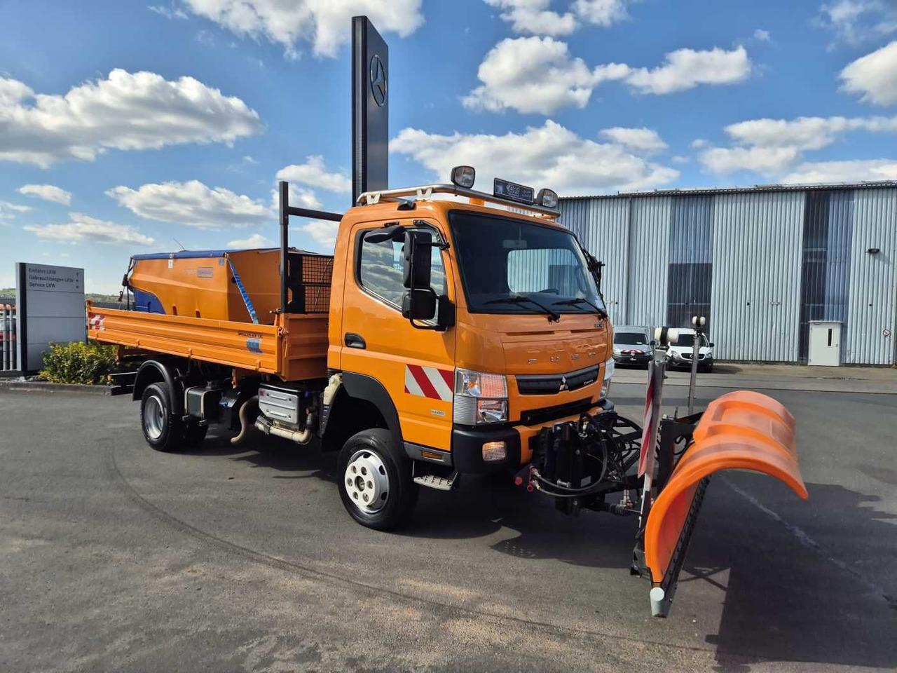 Mitsubishi Canter 6C18 4x4 Kipper Winterdienst Schild 2x AH - قلاب صغير: صورة 3 Mitsubishi Canter 6C18 4x4 Kipper Winterdienst Schild 2x AH - قلاب صغير: صورة 3