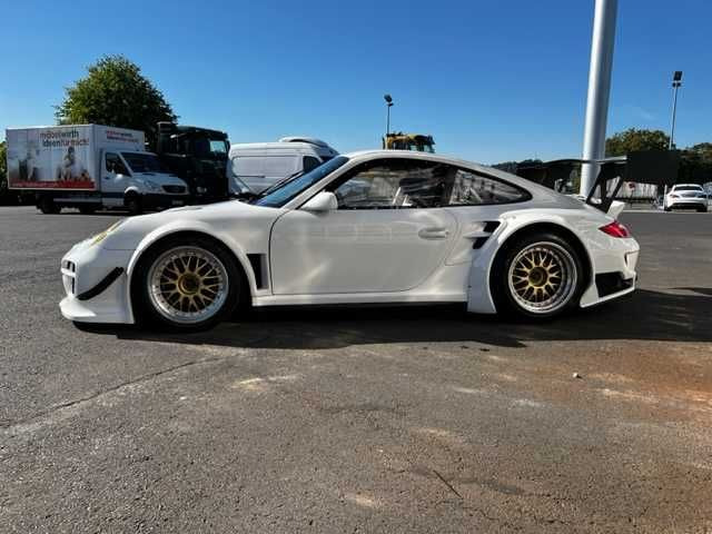 Porsche 997 GT2 RSR Rennwagen - سيارة: صورة 5 Porsche 997 GT2 RSR Rennwagen - سيارة: صورة 5