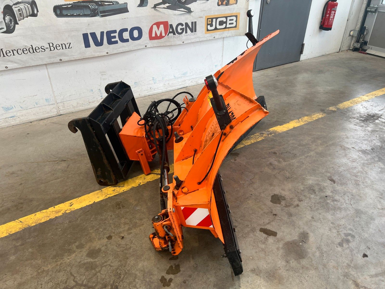 Pronar PU-1700 Schneeschild / 2011 / 1.930 mm - كاسحة ثلوج: صورة 4 Pronar PU-1700 Schneeschild / 2011 / 1.930 mm - كاسحة ثلوج: صورة 4