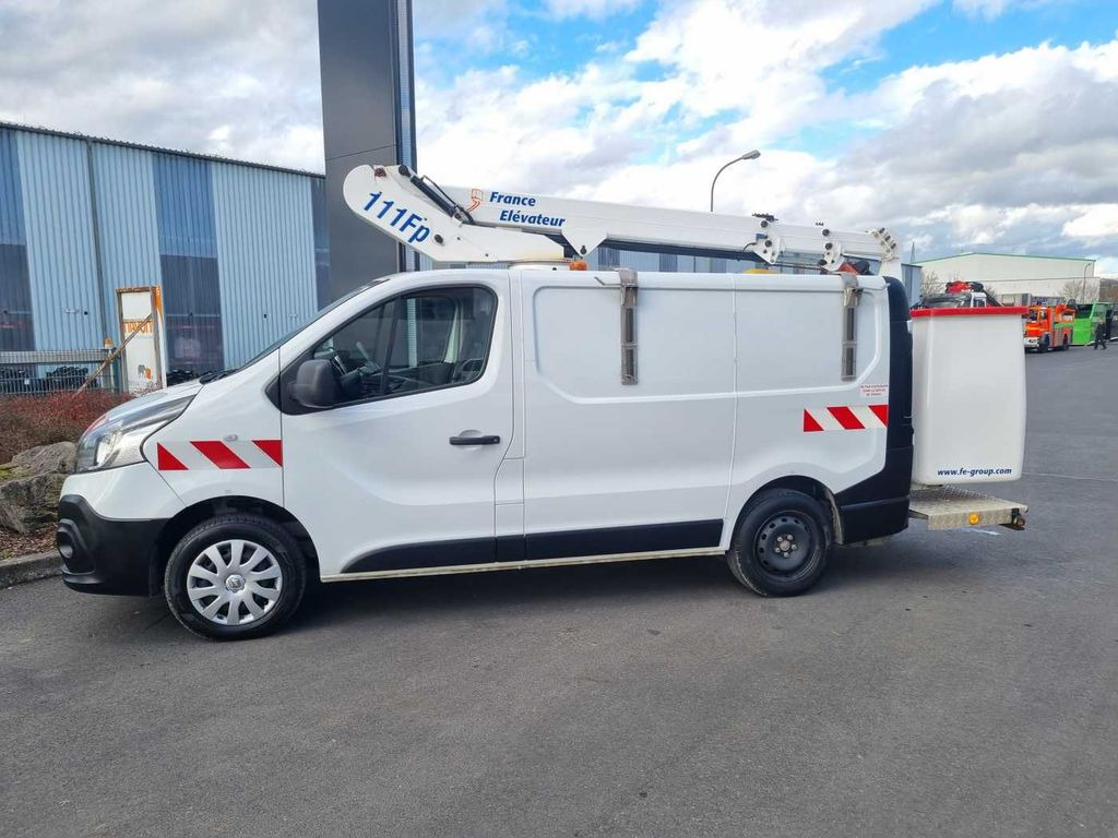 Renault Trafic dCi 120 L1H1 / France Elavateur 10,6m - منصة محمولة مثبتة على الشاحنة, شاحنة توصيل مغلقة: صورة 4 Renault Trafic dCi 120 L1H1 / France Elavateur 10,6m - منصة محمولة مثبتة على الشاحنة, شاحنة توصيل مغلقة: صورة 4