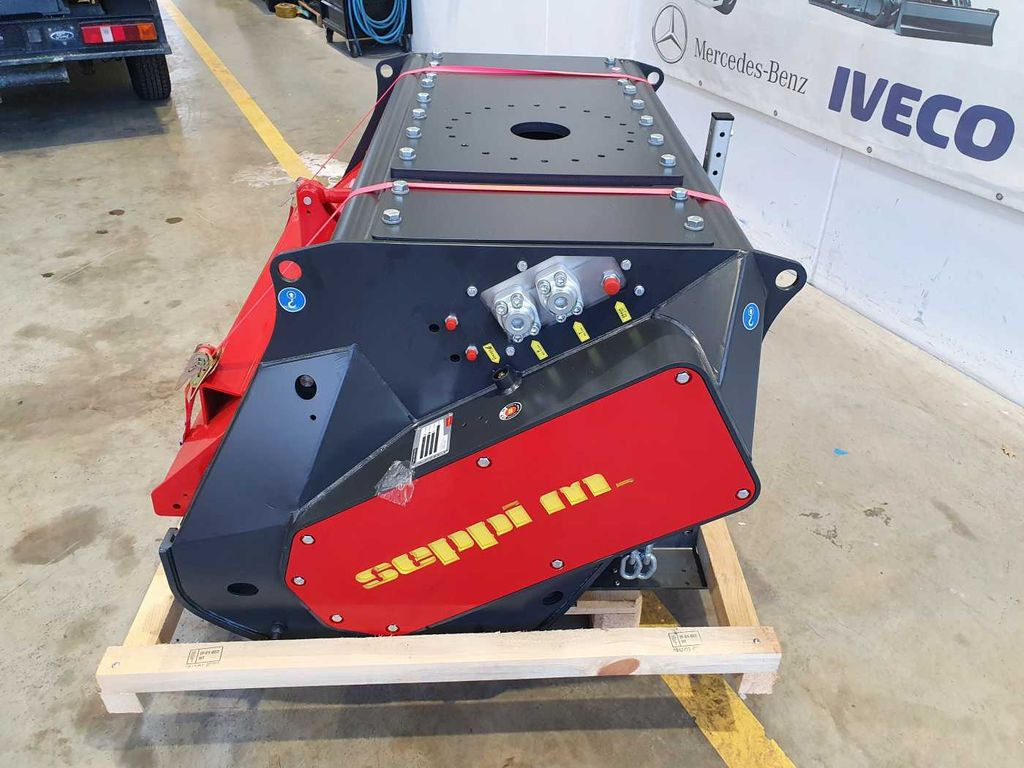 Seppi M. BMS 125 / 13-30t /Forstmulcher/lagernd! Seppi M. BMS 125 / 13-30t /Forstmulcher/lagernd! - ماكينات قطع الحشائش الغابات: صورة 4 Seppi M. BMS 125 / 13-30t /Forstmulcher/lagernd! Seppi M. BMS 125 / 13-30t /Forstmulcher/lagernd! - ماكينات قطع الحشائش الغابات: صورة 4