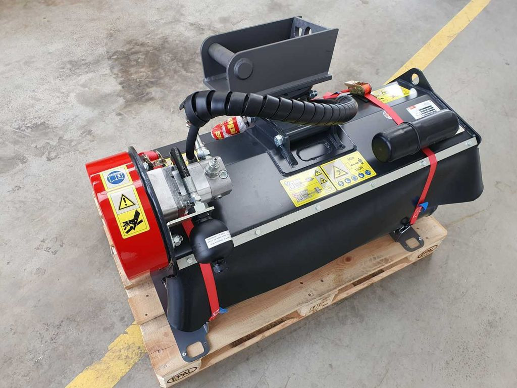 Seppi M. H3 085 / Schlegelmulcher 2-5to lagernd! Seppi M. H3 085 / Schlegelmulcher 2-5to lagernd! - ماكينات قطع الحشائش الغابات: صورة 4 Seppi M. H3 085 / Schlegelmulcher 2-5to lagernd! Seppi M. H3 085 / Schlegelmulcher 2-5to lagernd! - ماكينات قطع الحشائش الغابات: صورة 4