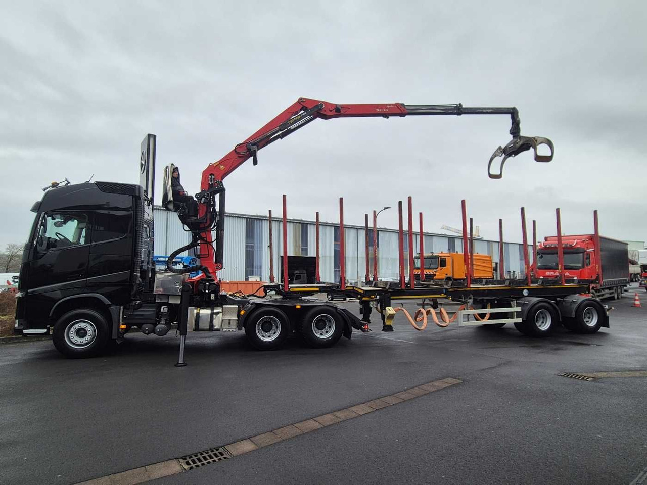 Volvo FH 540 6x4 Palfinger S260Z96 Doll Teleskop-Langh - شاحنة قطع الأشجار: صورة 4 Volvo FH 540 6x4 Palfinger S260Z96 Doll Teleskop-Langh - شاحنة قطع الأشجار: صورة 4