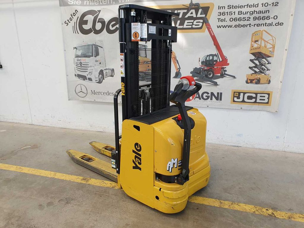 Yale MS 12 AC / Triplex: 4m! / nur 683h! / 2014 - آلة تكديس: صورة 5 Yale MS 12 AC / Triplex: 4m! / nur 683h! / 2014 - آلة تكديس: صورة 5
