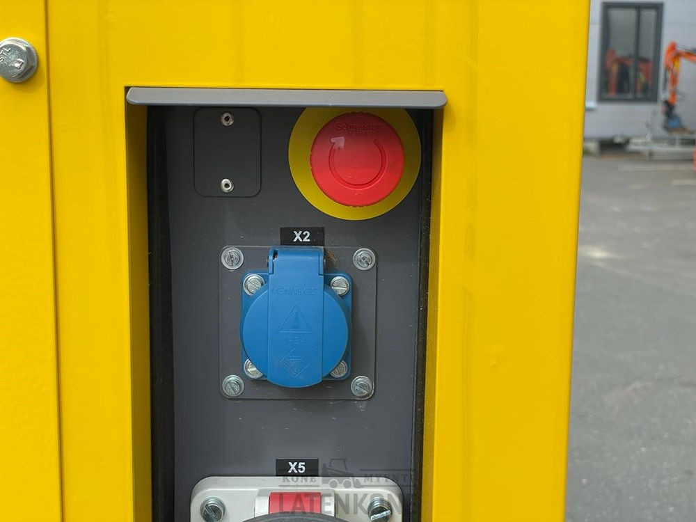 مجموعة المولد Atlas Copco QAS 30 50 Hz Generaattori StageV vetovarustuksella: صورة 14