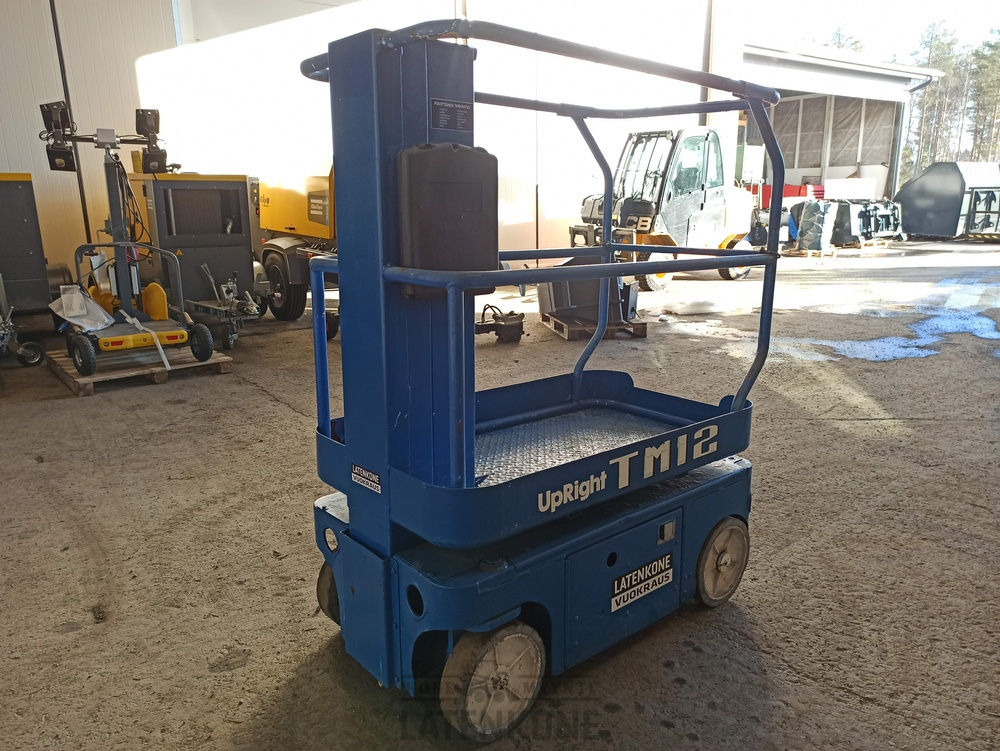 UpRight TM12 Akkusaksilava - مرفاع بصاري عمودي: صورة 4 UpRight TM12 Akkusaksilava - مرفاع بصاري عمودي: صورة 4