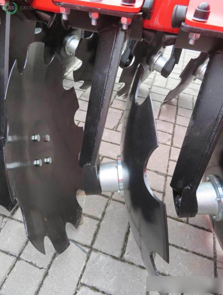 Awemak hydraulic folding disc harrow Ozyrys BTH40, 4 m - مسفلة قرصية: صورة 5 Awemak hydraulic folding disc harrow Ozyrys BTH40, 4 m - مسفلة قرصية: صورة 5