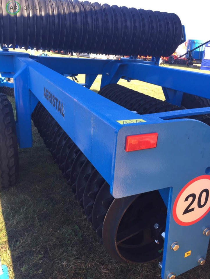 Cambridge hydraulically foldable roller 6.2 m 530 mm Agristal WUC - مدحلة زراعية: صورة 5 Cambridge hydraulically foldable roller 6.2 m 530 mm Agristal WUC - مدحلة زراعية: صورة 5