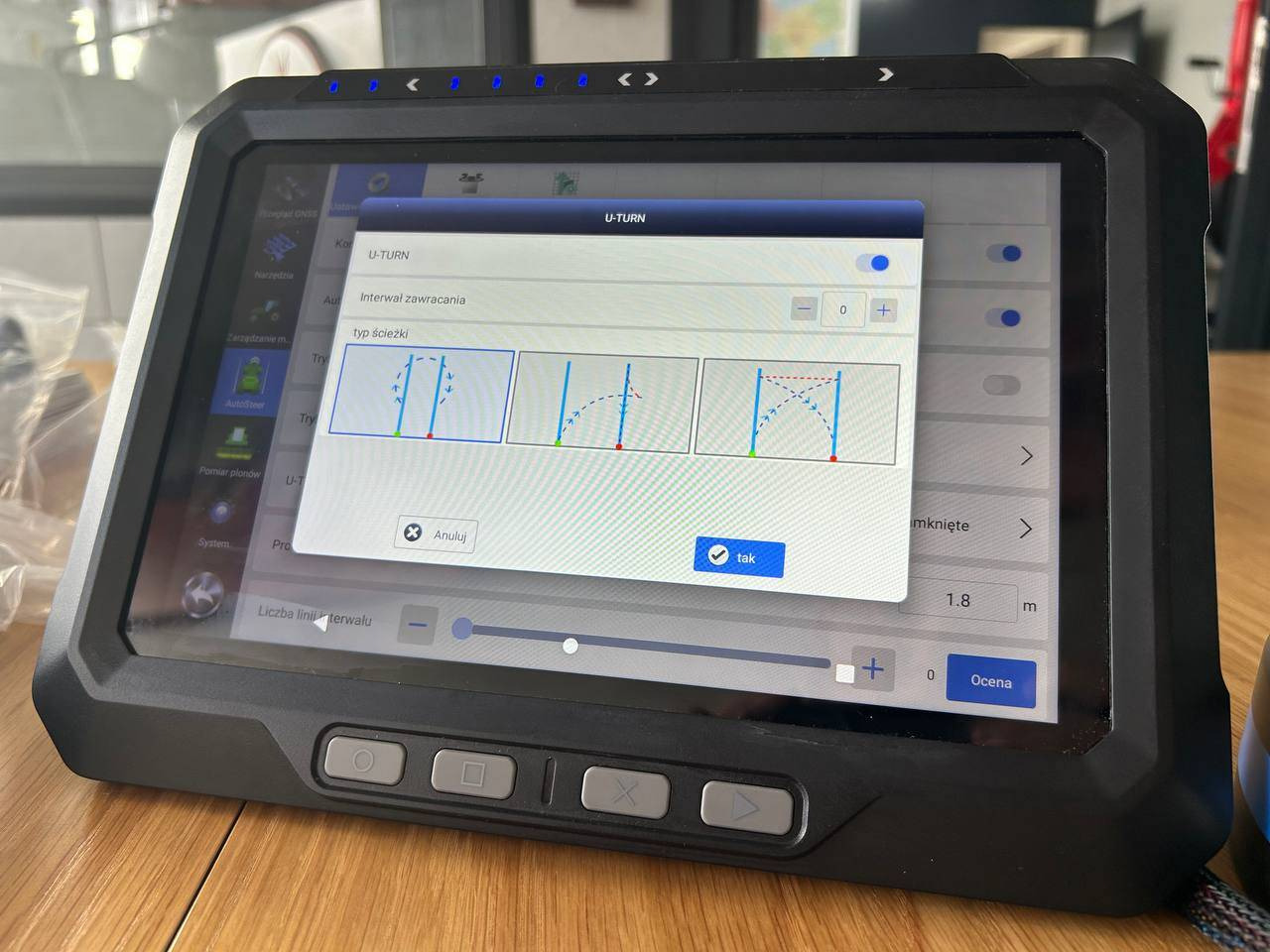 DOKEN AF305 ? Profesjonalna Nawigacja Rolnicza RTK 2,5 cm - نظام الملاحة - آلات زراعية: صورة 5 DOKEN AF305 ? Profesjonalna Nawigacja Rolnicza RTK 2,5 cm - نظام الملاحة - آلات زراعية: صورة 5